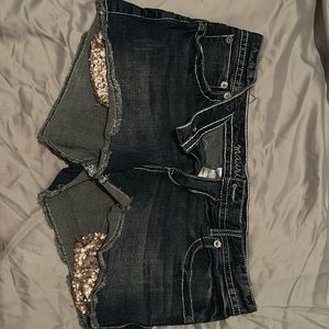 Maurice’s shorts 13/14